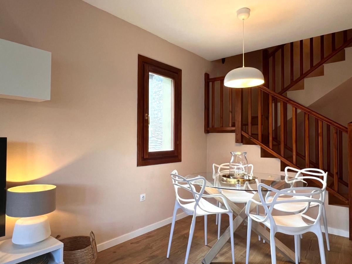 Duplex La Roca - L'Amfitriona Lägenhet Espot Exteriör bild