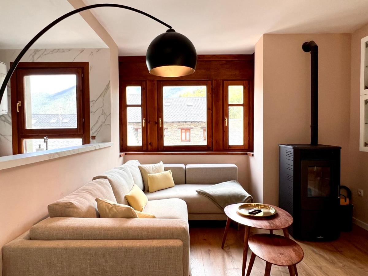 Duplex La Roca - L'Amfitriona Lägenhet Espot Exteriör bild