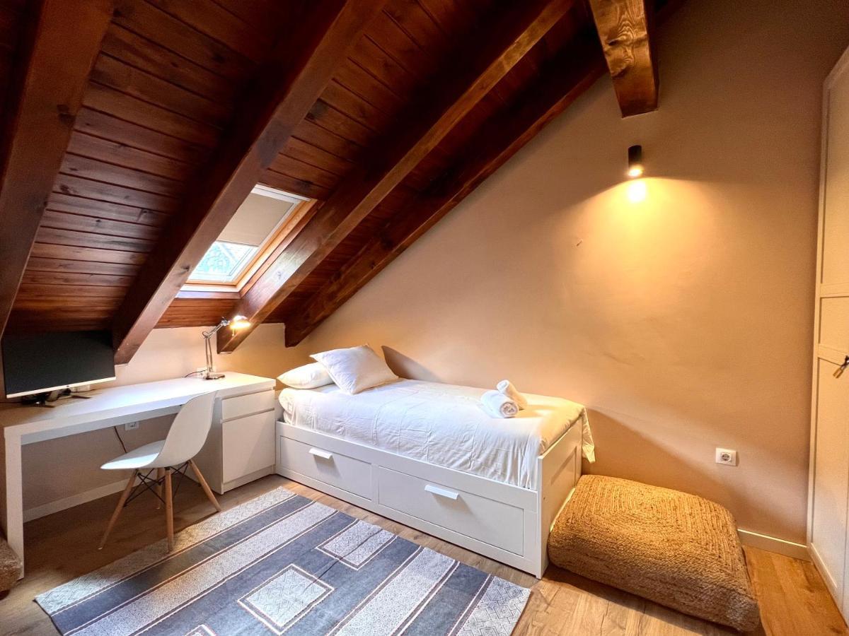 Duplex La Roca - L'Amfitriona Lägenhet Espot Exteriör bild