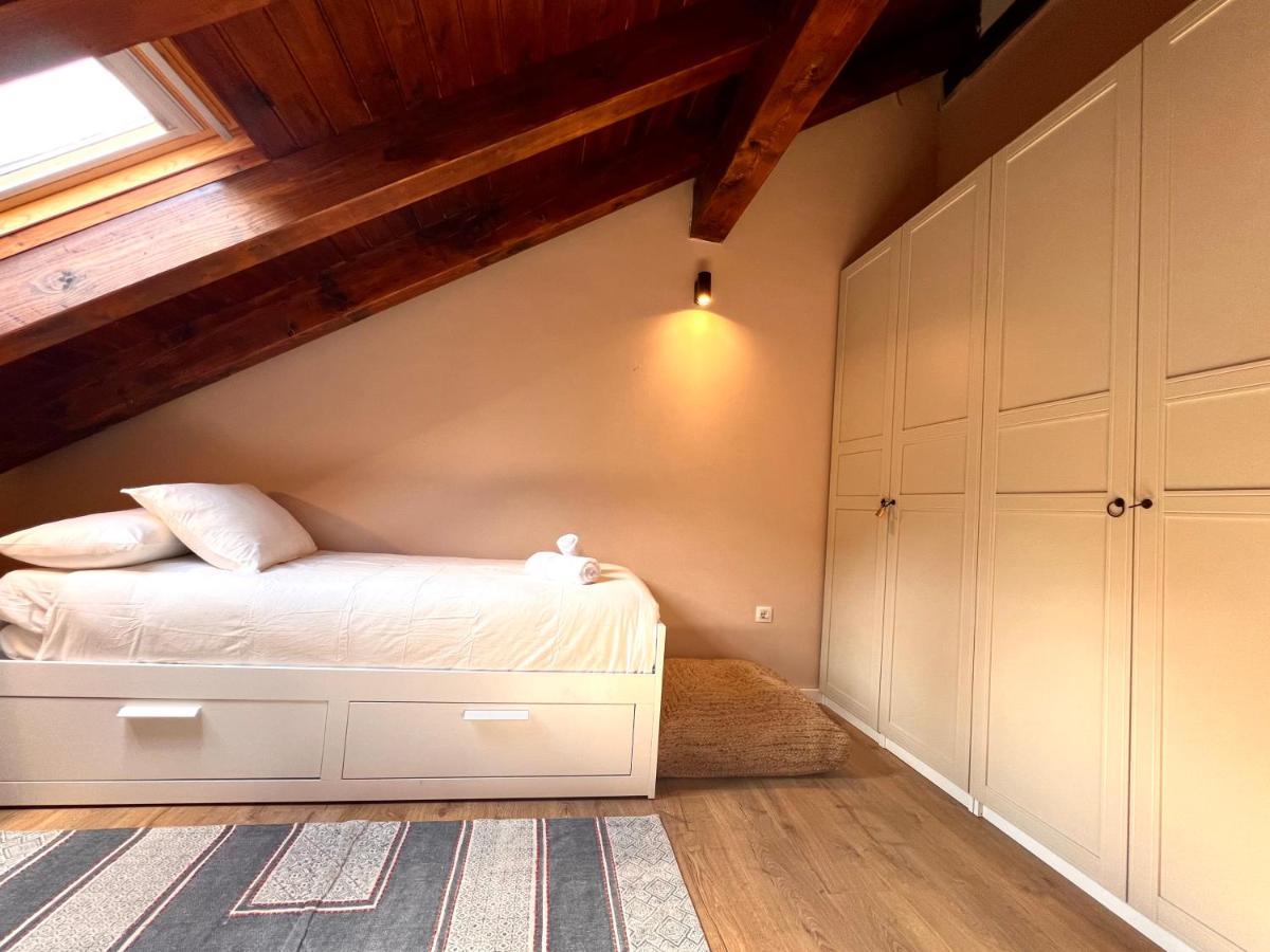 Duplex La Roca - L'Amfitriona Lägenhet Espot Exteriör bild