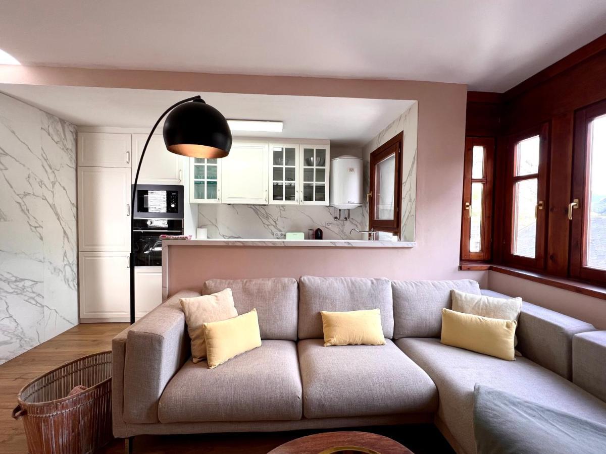 Duplex La Roca - L'Amfitriona Lägenhet Espot Exteriör bild